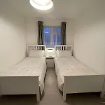 Cosy Ground Floor Flat Next To The Tube